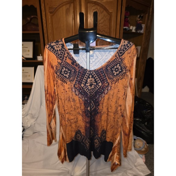 Unbranded Western Style Pullover  Shirt With Beautiful Aztec Pattern. Size 12 - Picture 3 of 4